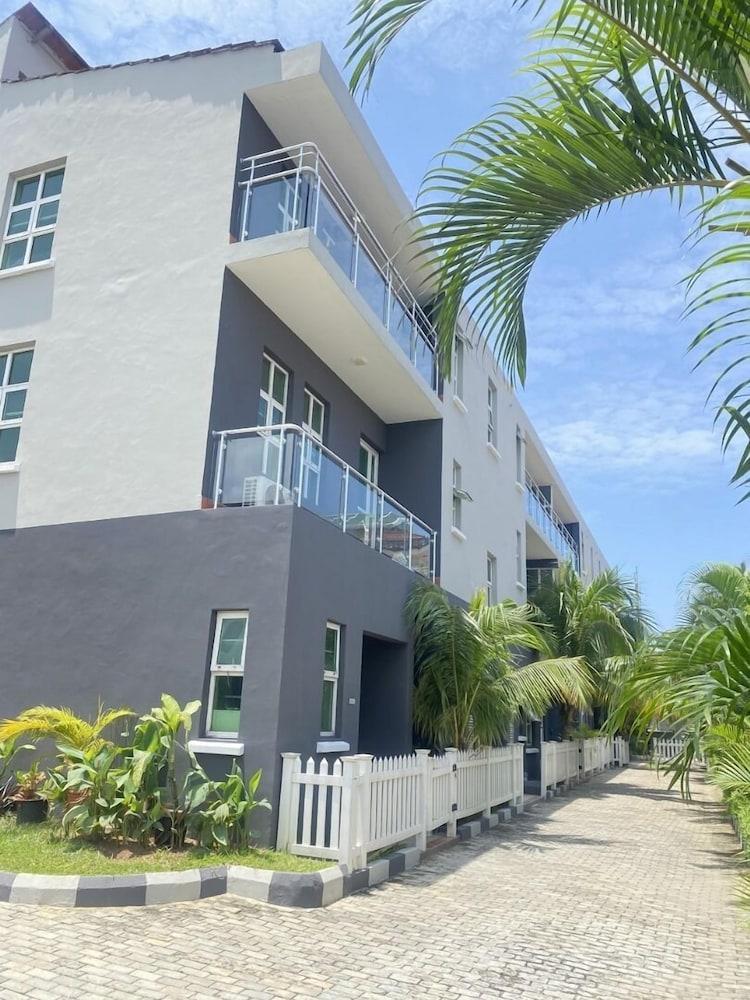 Sunflower Residence Oniru