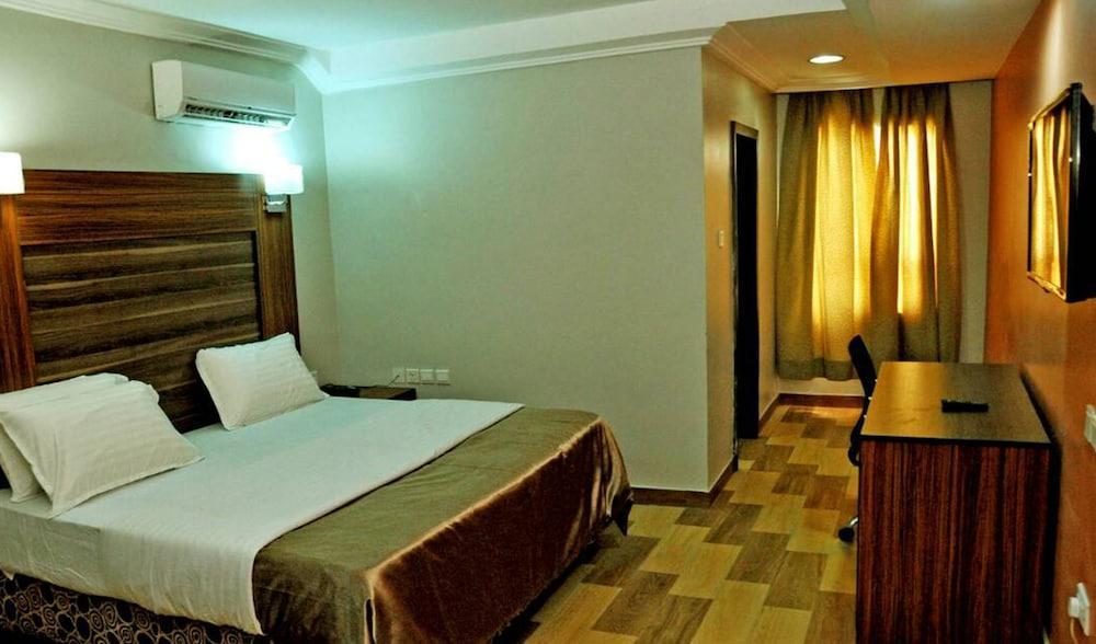 Dmatel Hotel and Resort Room Type - Standard Room