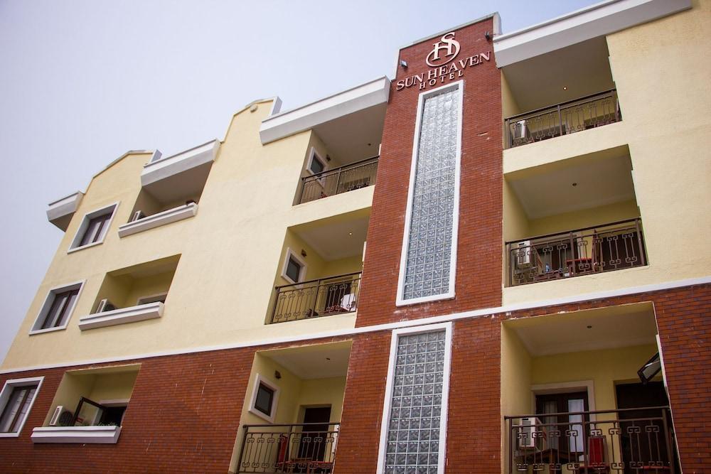 Sun Heaven Hotel & Resort Lekki - Tap to explore photos