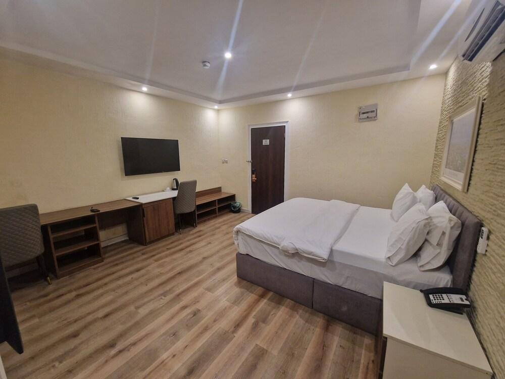 Nicotel Room Type - Deluxe Room
