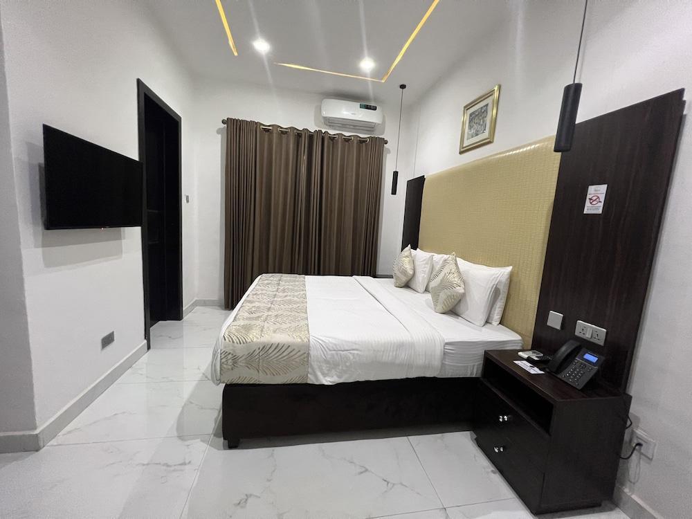 Riviera Lekki Resort - Tap to explore photos