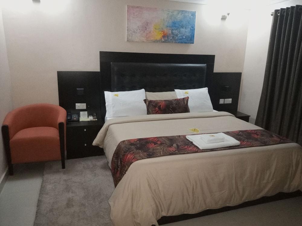 The Lodge by Kabachi Room Type - Business Room