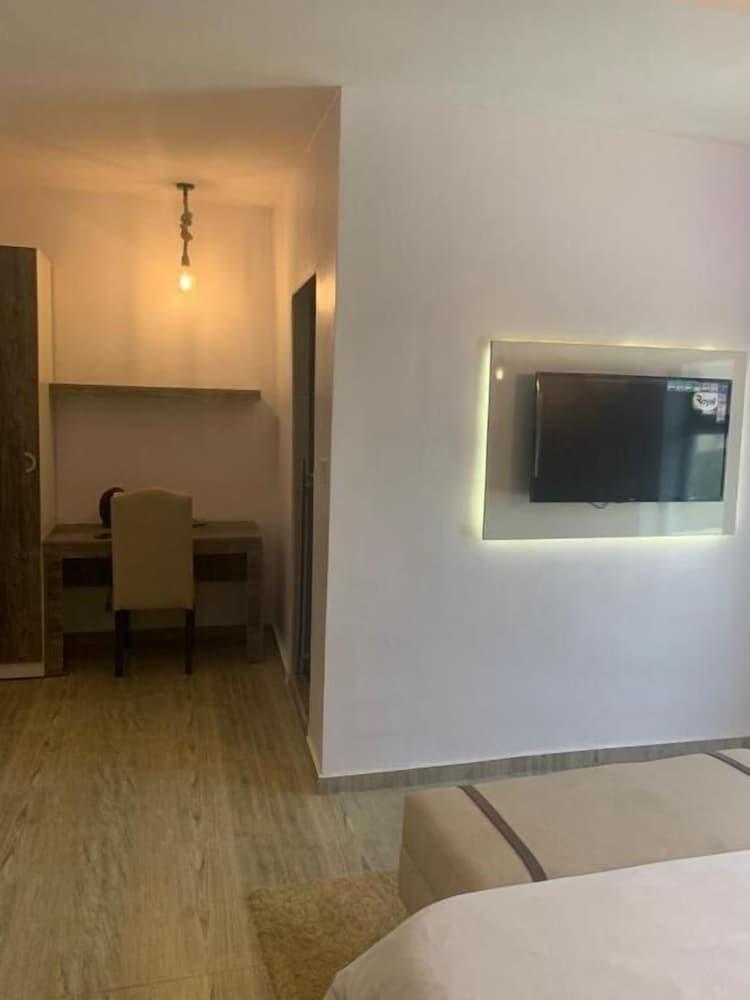 TAI HOTEL LEKKI Room Type - Premium Room