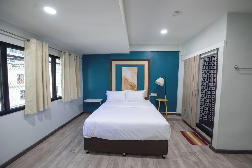 SkyLink Homes Room Type - Superior Apartment
