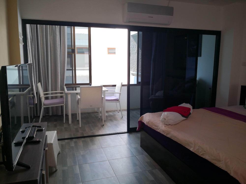 Room-jomtien Hill Resort Pratamnak 315 - Tap to explore photos