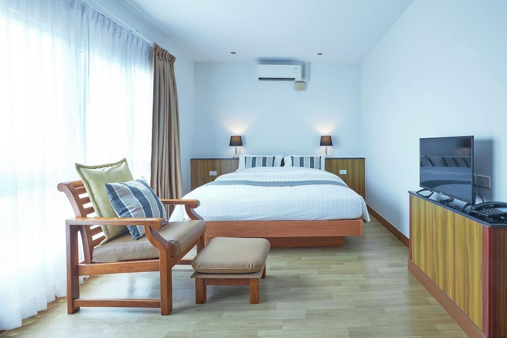 Cozy Don Mueang Hotel Room Type - Corner Deluxe Double Room