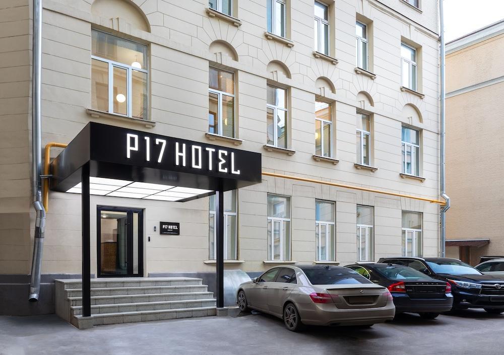 P 17 Hotel - Tap to explore photos
