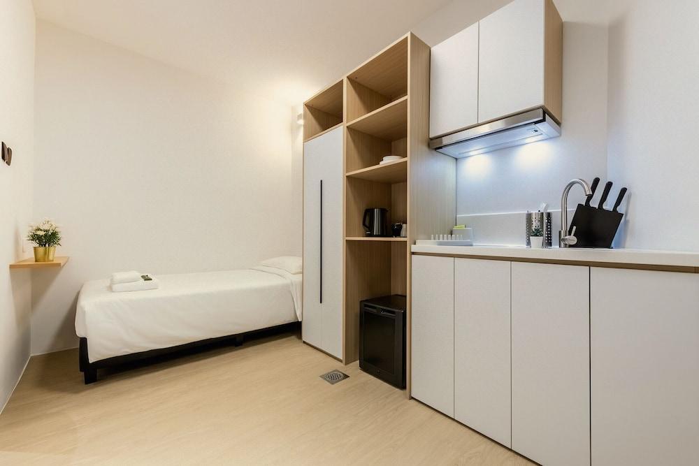Habyt Studios Kallang Room Type - Family Studio, No Windows