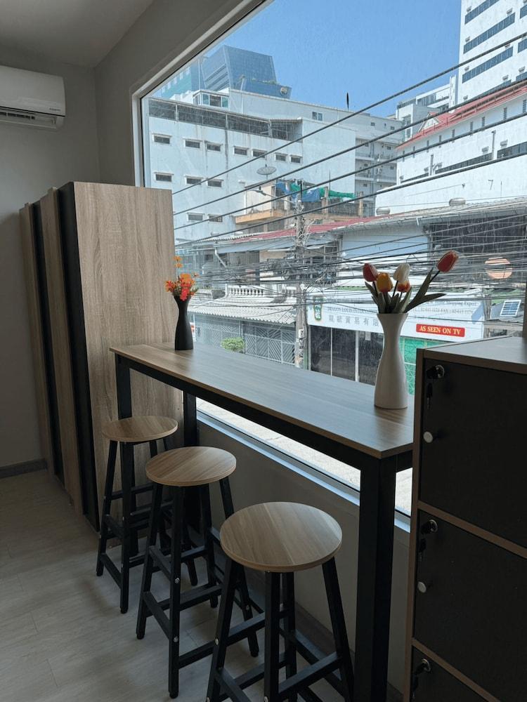 First Villa Life Hostel Room Type - Standard Shared Dormitory, Mixed Dorm, City View (Men Only) First Villa Life Hostel Room Type - Standard Shared Dormitory, Mixed Dorm, City View (Men Only)