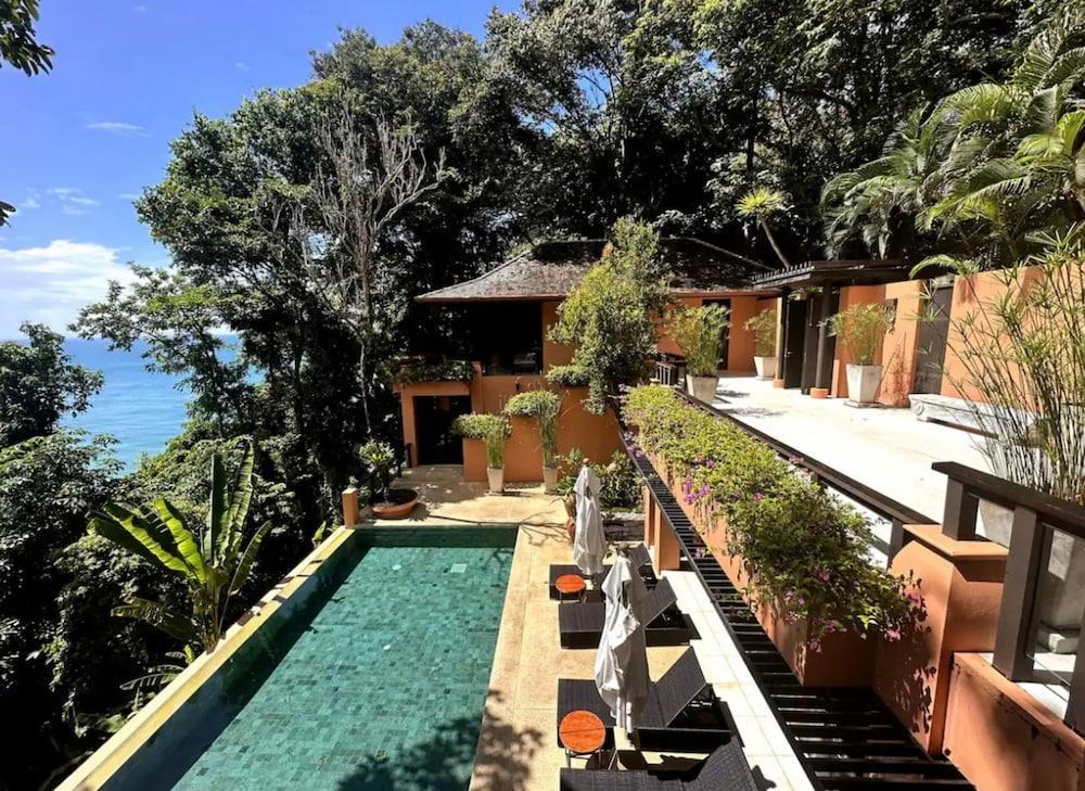 Baan Panwa Private Vacation Villae