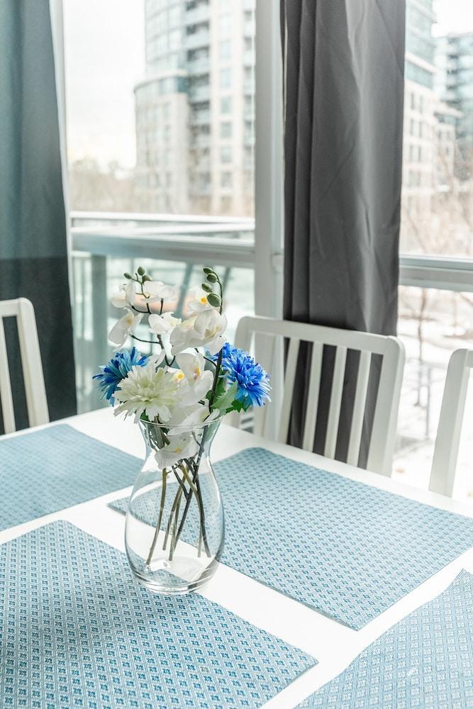 GLOBALSTAY. Fort York Apartments - Tap to explore photos