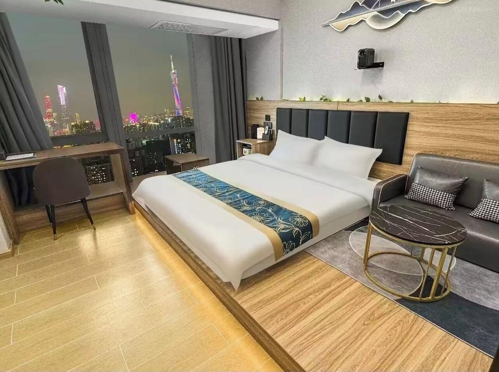 Xingyin Cloudy Hotel Room Type - Tower King Room