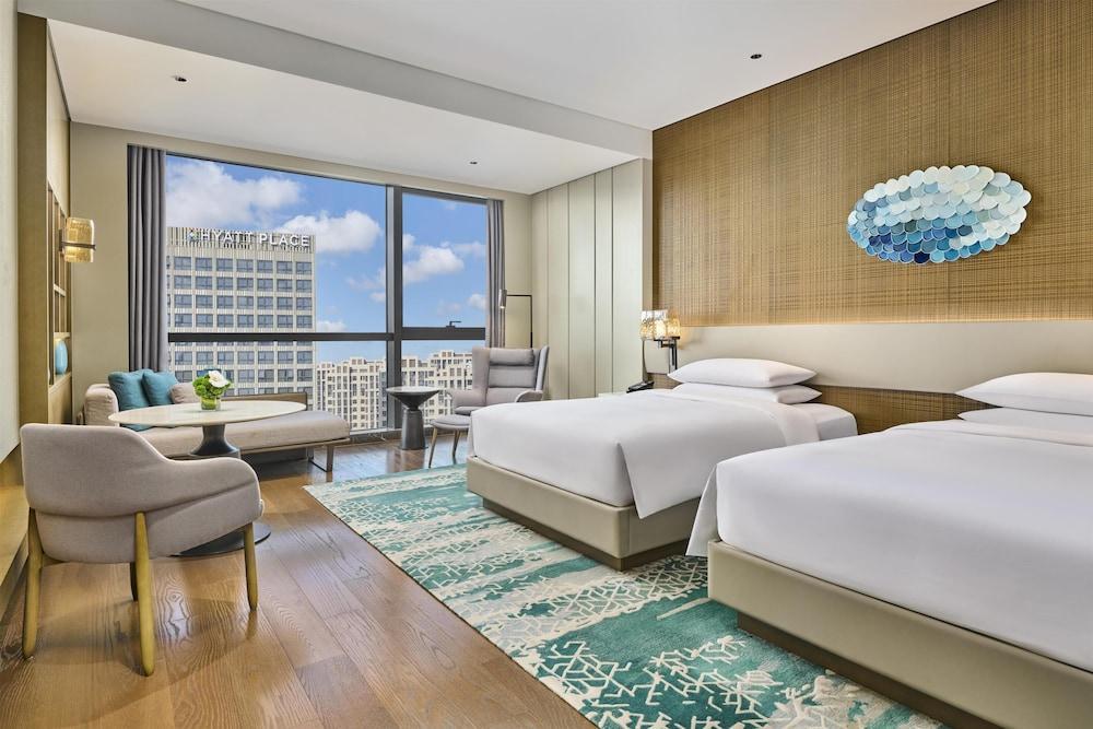 Hyatt Regency Shanghai Lingang Room Type - Room, 2 Twin Beds, Club Lounge Access