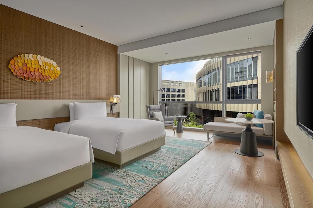Hyatt Regency Shanghai Lingang Room Type - Room, 2 Twin Beds, Pets Allowed, Garden View