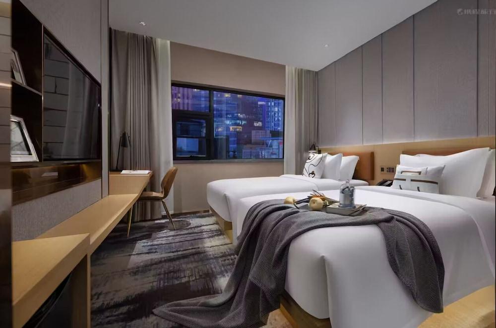 Yizhi Hotel Gz Yuexiu Park Railway - Tap to explore photos