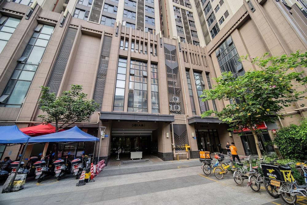Yi Xiu Boutique Apartment - Tap to explore photos