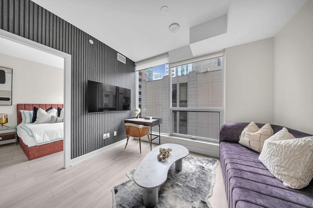 The Aurelien Luxe Collection Room Type - Family Suite, City View
