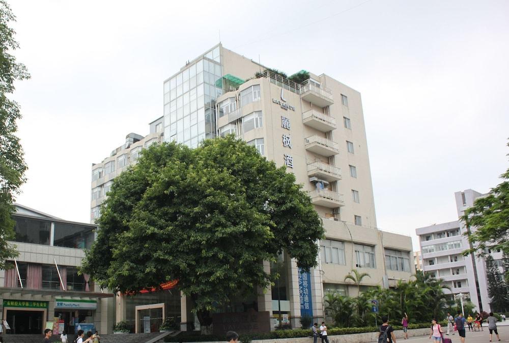LAVANDE HOTEL GZ PAZHOU BRANCH - Tap to explore photos