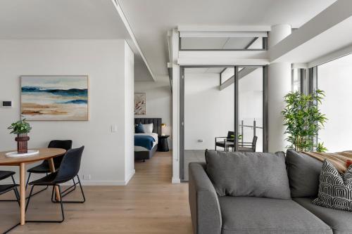Urban Rest Double Bay Apartments - Tap to explore photos