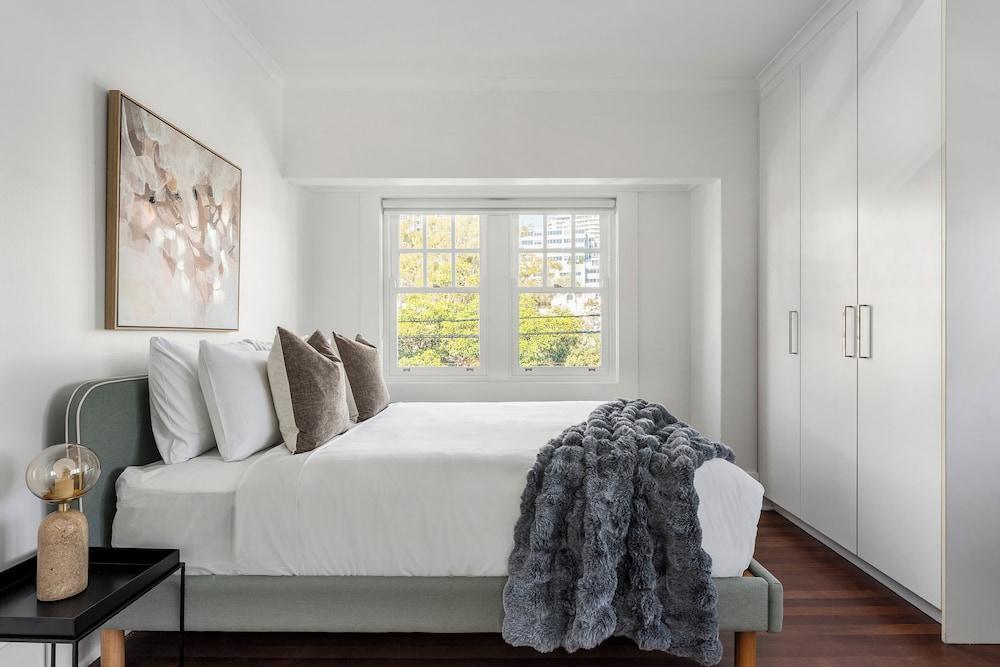 Bondi Junction Apartments by Urban Rest - Tap to explore photos