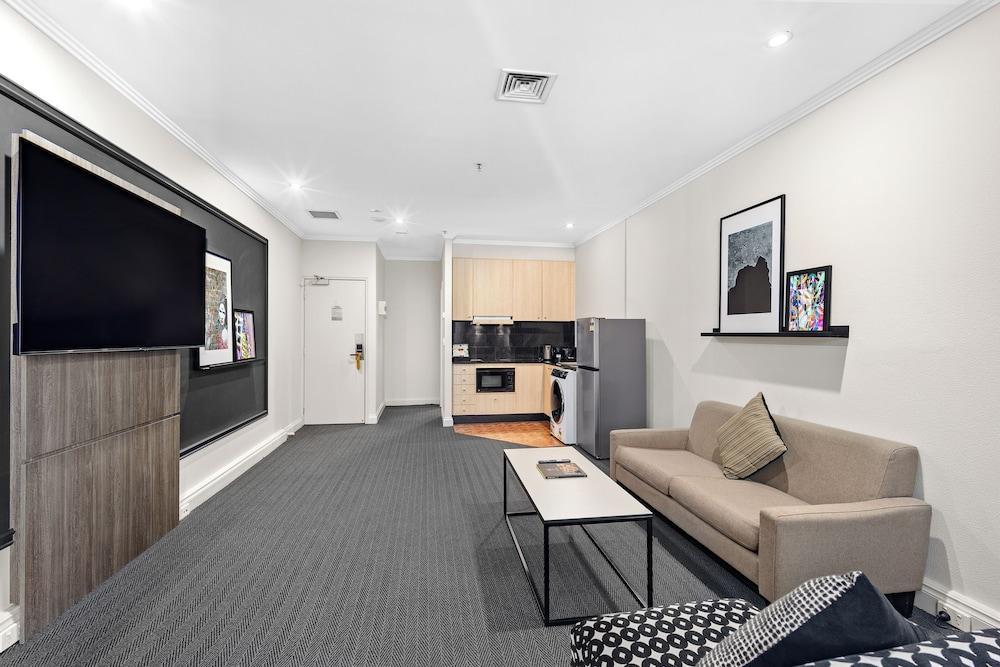 Melbourne City Suites Room Type - Urban One Bedroom Apartment