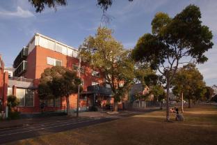 Little Drifter North Melbourne - Tap to explore photos