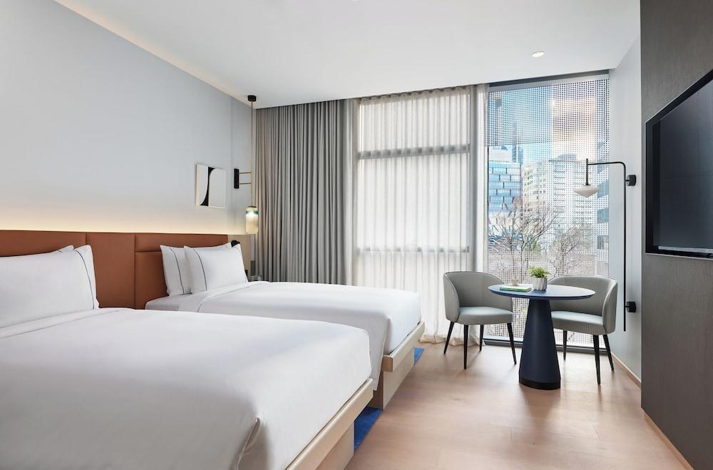 Lanson Place Parliament Gardens Room Type - Hotel Room - Twin