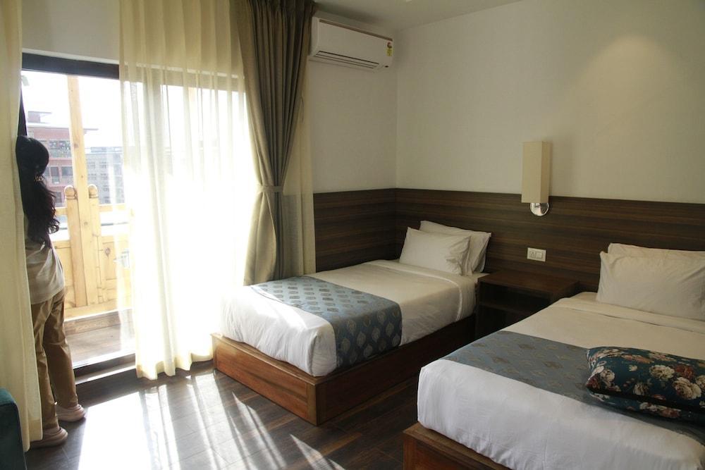 Asura Hotel - Tap to explore photos