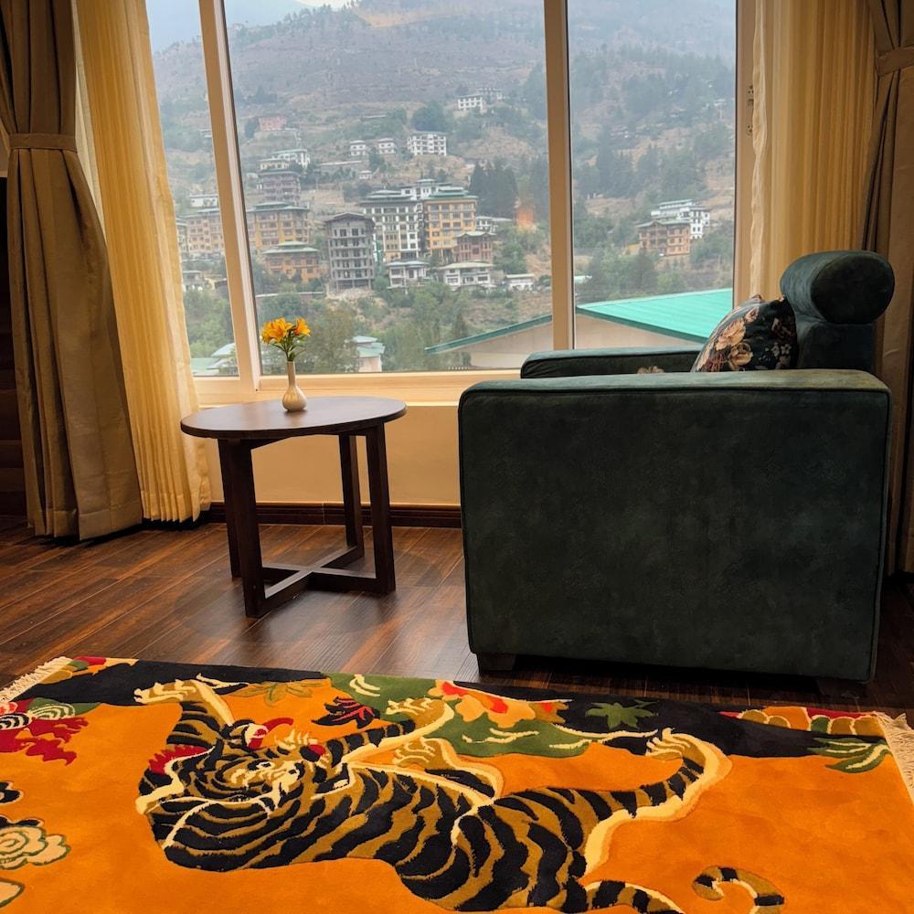 Asura Hotel Room Type - Comfort Suite, 1 Queen Bed, Balcony, City View
