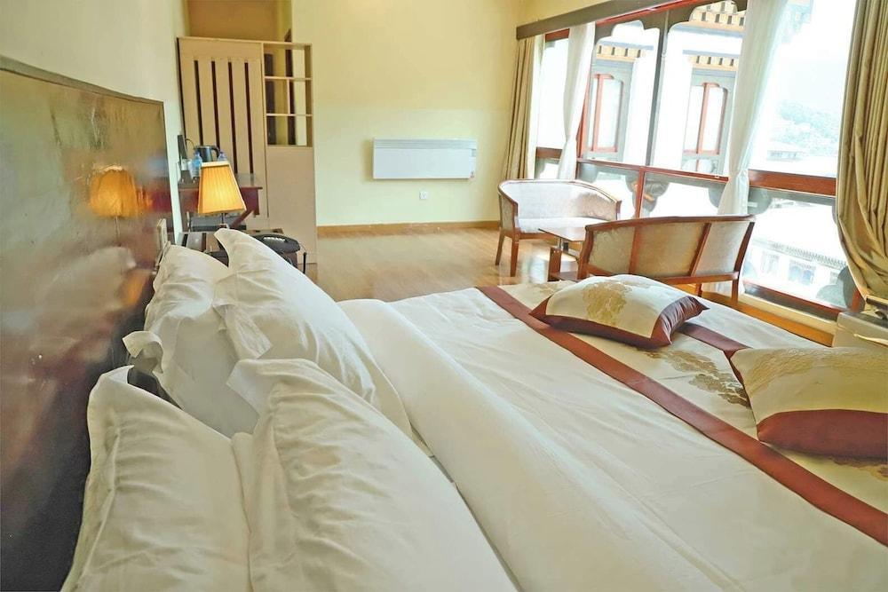Thimphu Residency - Tap to explore photos