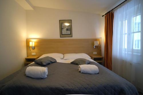 Hotel Karlin - Tap to explore photos