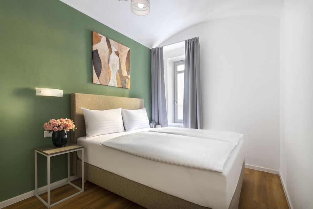 Hidden Art Boutique Residence by Dwellfort Room Type - Deluxe Two Bedroom Apartment with Private Patio