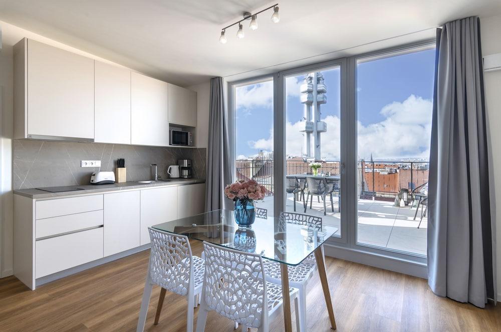 Hidden Art Boutique Residence by Dwellfort Room Type - Executive Apartment with Terrace Hidden Art Boutique Residence by Dwellfort Room Type - Executive Apartment with Terrace