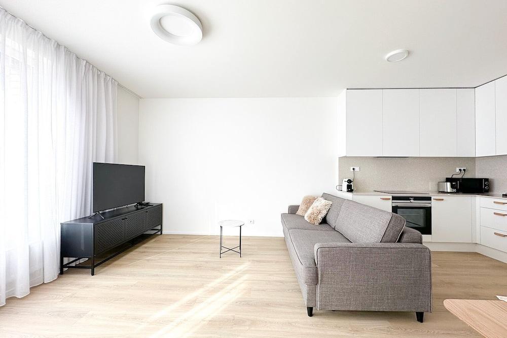 Charming Holesovice Apartment - Tap to explore photos