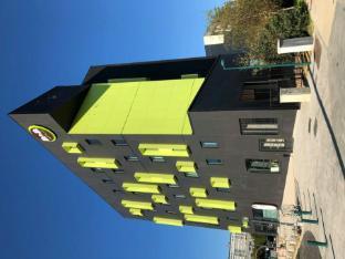 B&B Hotel PARIS GENNEVILLIERS ASNIERES - Tap to explore photos