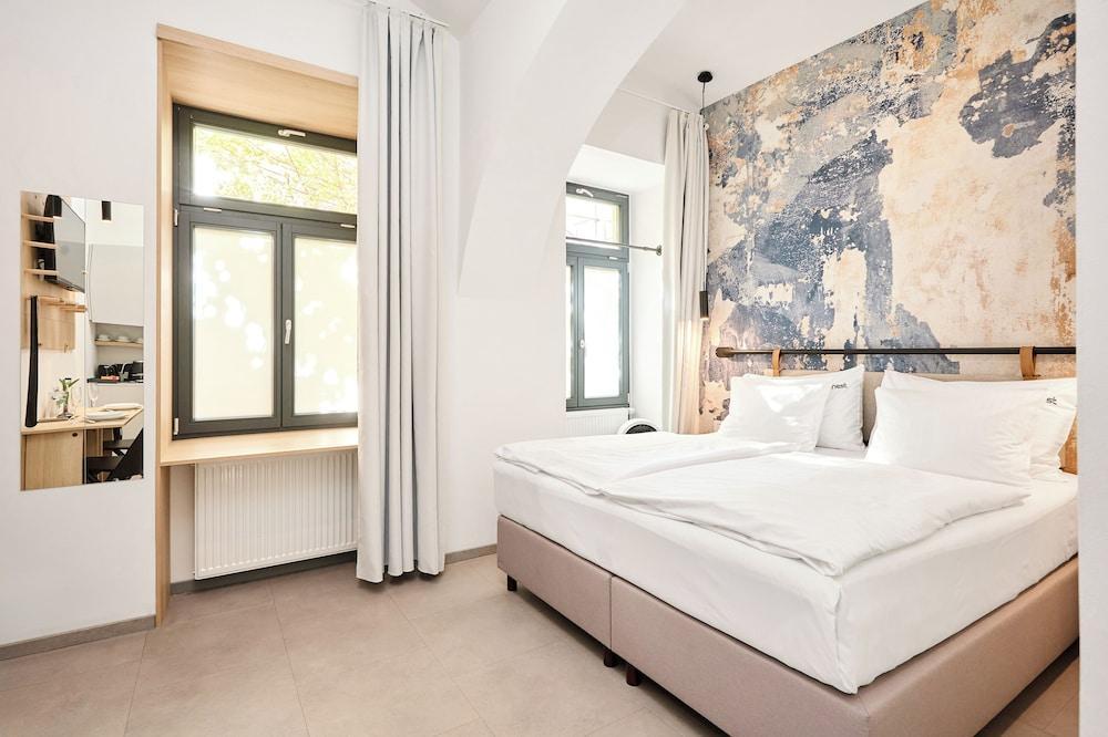 HONEST Karlín Room Type - Superior Studio