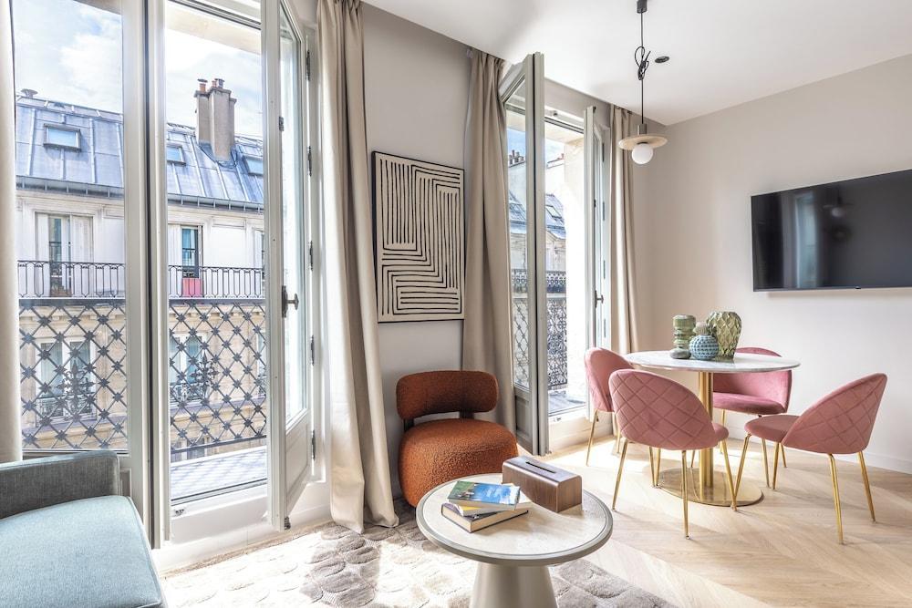 Aparthotel Quartier Libre Marais Room Type - Superior Apartment, 1 Queen Bed with Sofa bed, Non Smoking, Kitchenette Aparthotel Quartier Libre Marais Room Type - Superior Apartment, 1 Queen Bed with Sofa bed, Non Smoking, Kitchenette