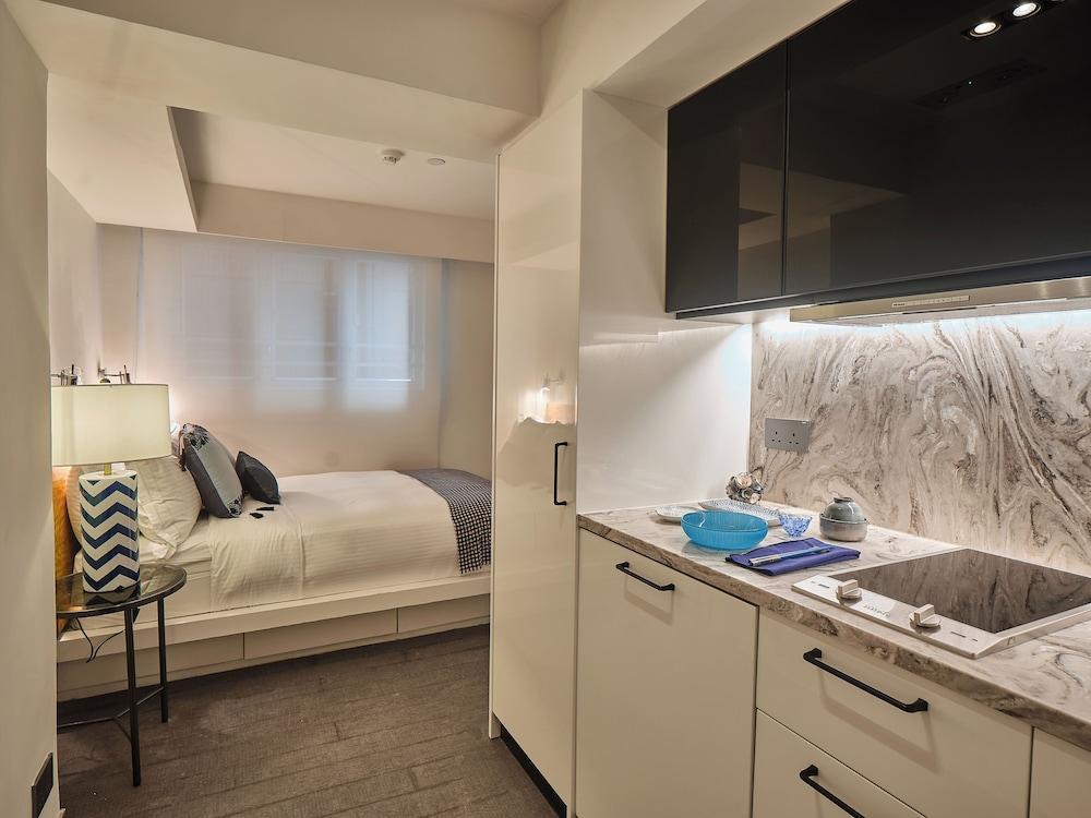 V Causeway Bay - Tap to explore photos