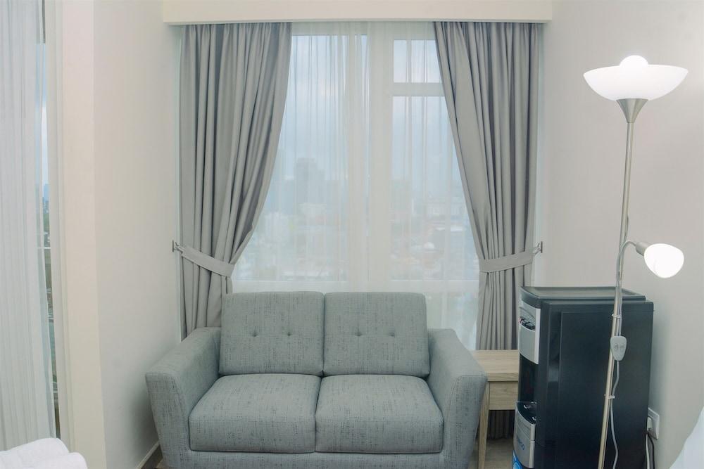 Gorgeous Studio At Menteng Park Apartment - Tap to explore photos