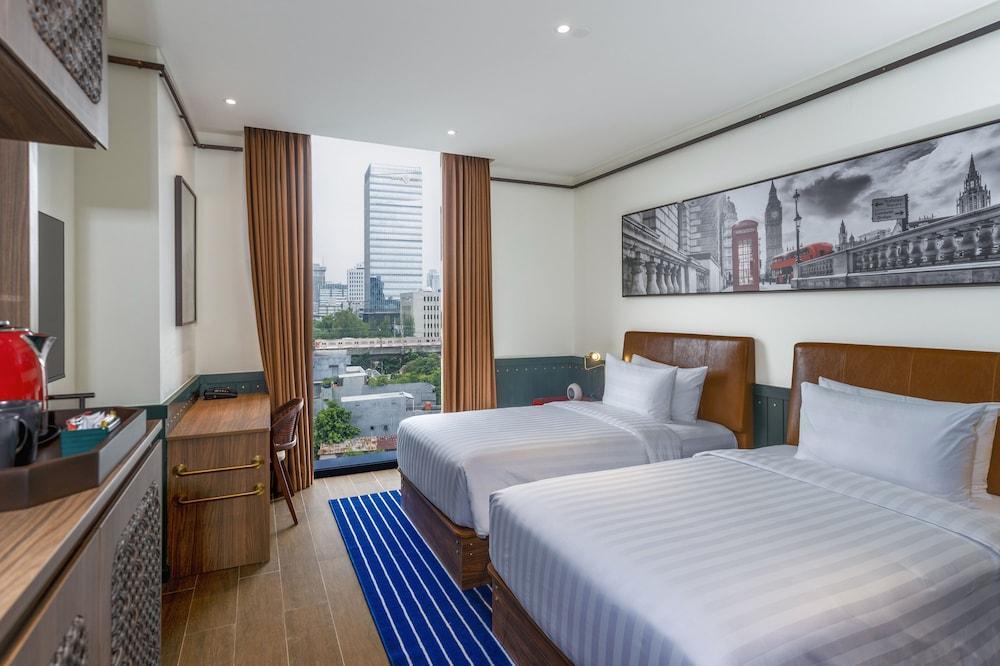 Ashley Tugu Tani Menteng Room Type - Skyline View Twin