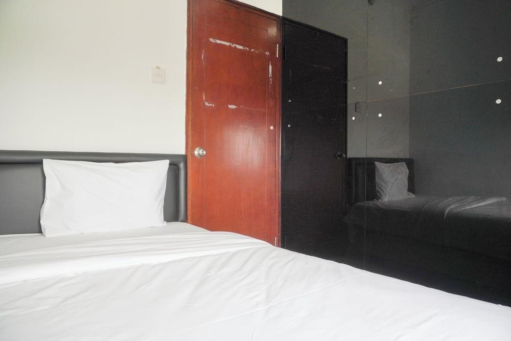 Great Choice And Restful 3Br Marina Ancol Apartment - Tap to explore photos