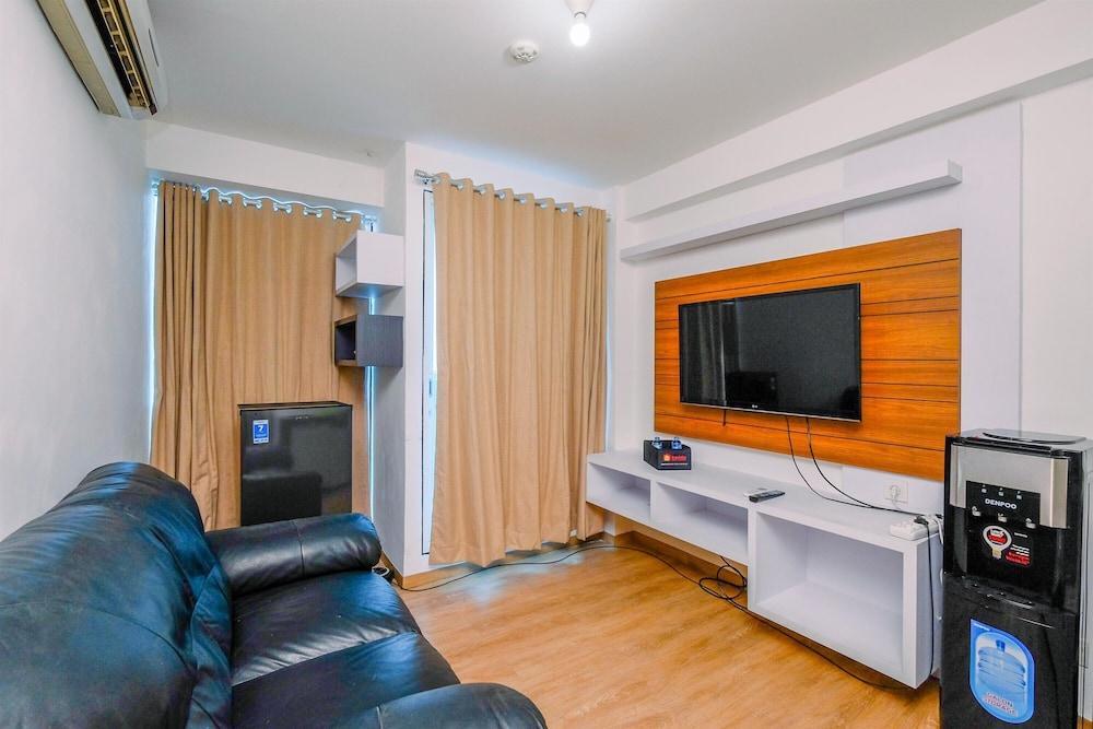 Comfortable And Warm 2Br At Tifolia Apartment Room Type - Apartment