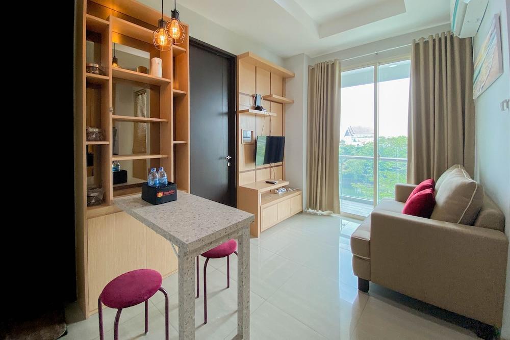 Best Deal And Comfort 1Br At Citralake Suites Apartment - Tap to explore photos