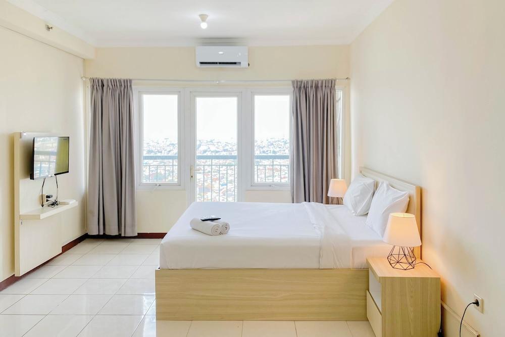 Nice Studio (No Kitchen) Grand Palace Kemayoran Apartment - Tap to explore photos