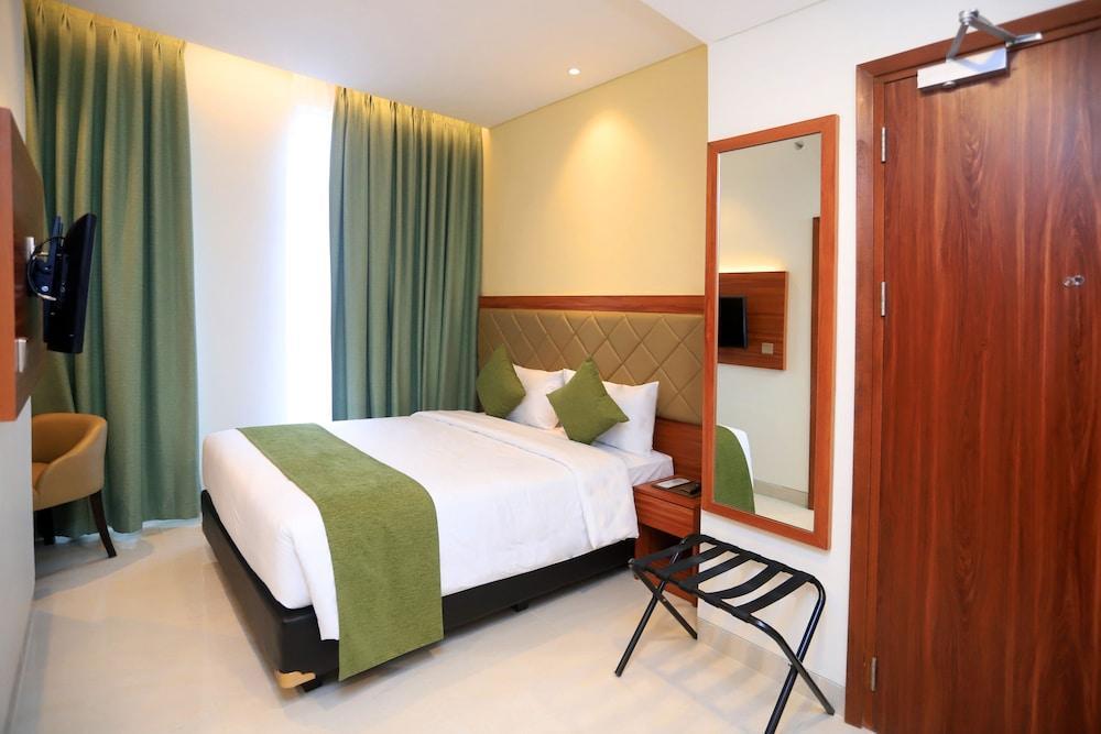 Luxury Inn Arion Hotel Rawamangun Room Type - Superior Double Non-Smoking