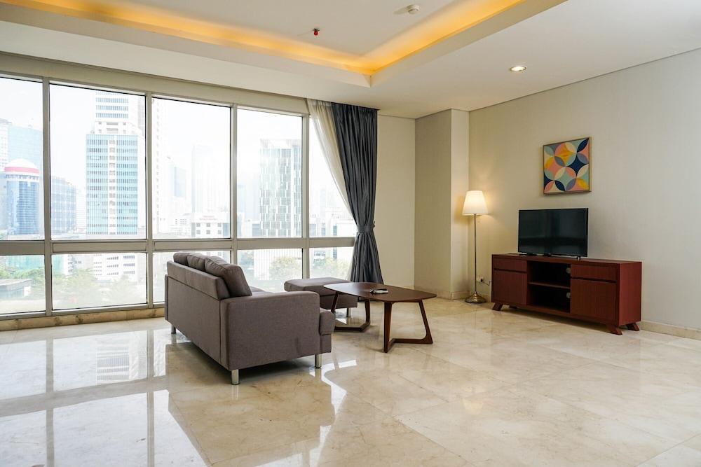Spacious and Elegant 2BR @ The Empyreal Epicentrum Kuningan Apartment - Tap to explore photos