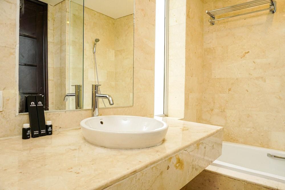 Spacious and Elegant 2BR @ The Empyreal Epicentrum Kuningan Apartment - Tap to explore photos