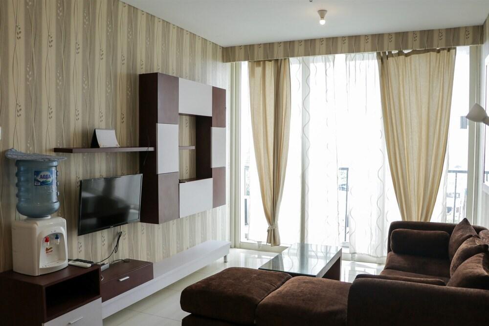Exclusive 2Br At Lexington Apartment - Tap to explore photos