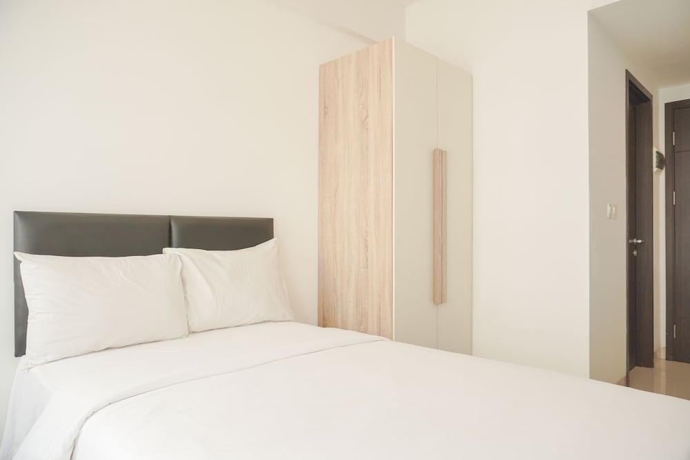Modern And Nice Studio Citra Living Apartment