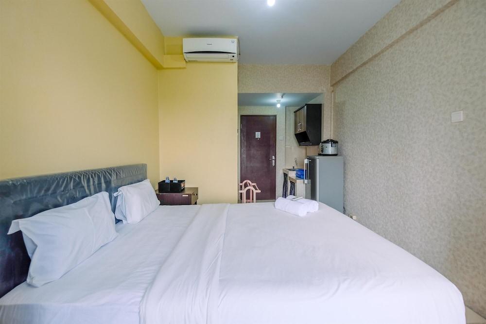 Comfortable And Simple Studio At Sunter Park View Apartment
